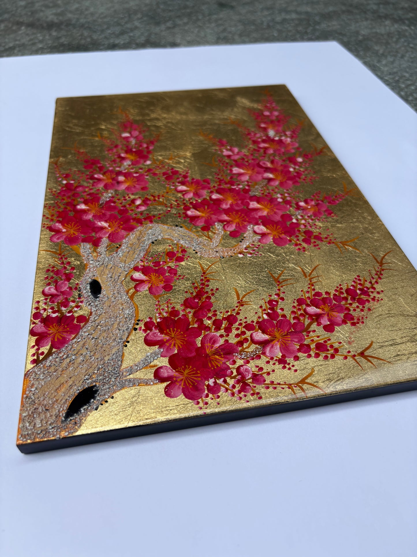 Vietnamese Lacquer Blossom Painting on Gold Leaf Background – Handcrafted Wall Art Inspired by Spring Flowers 20x30cm